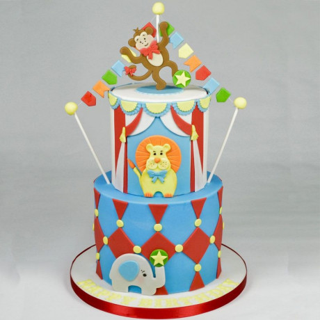 Découpoir FMM fanions décoratifs