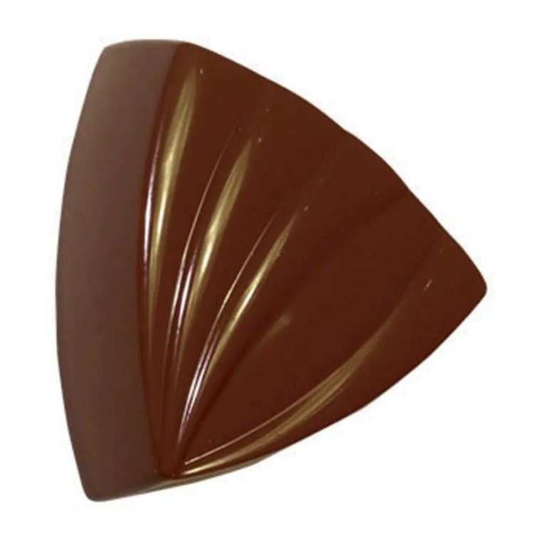 Moule 28 triangles rayés en polycarbonate pour chocolat
