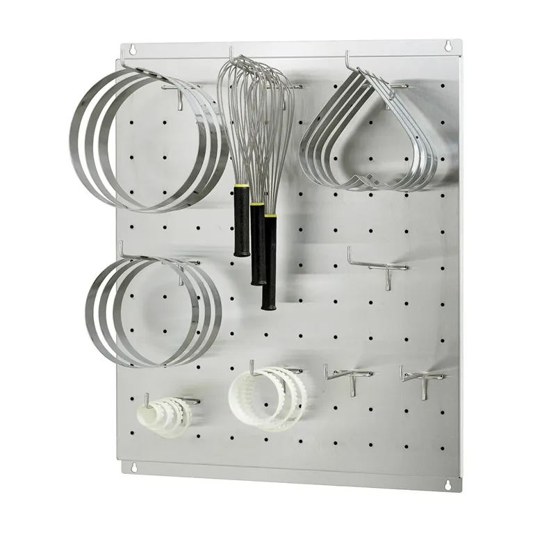 Ustensil wall rack without hook