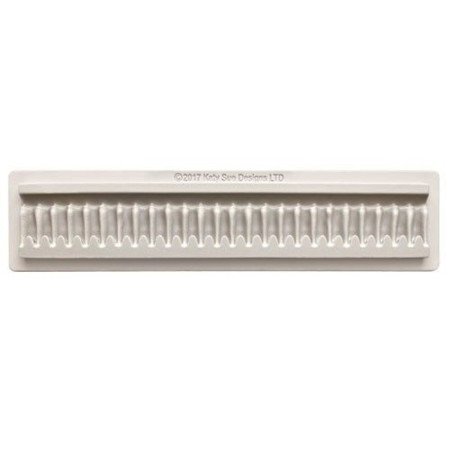 Katy Sue Mould Cake System Medium Ruffle